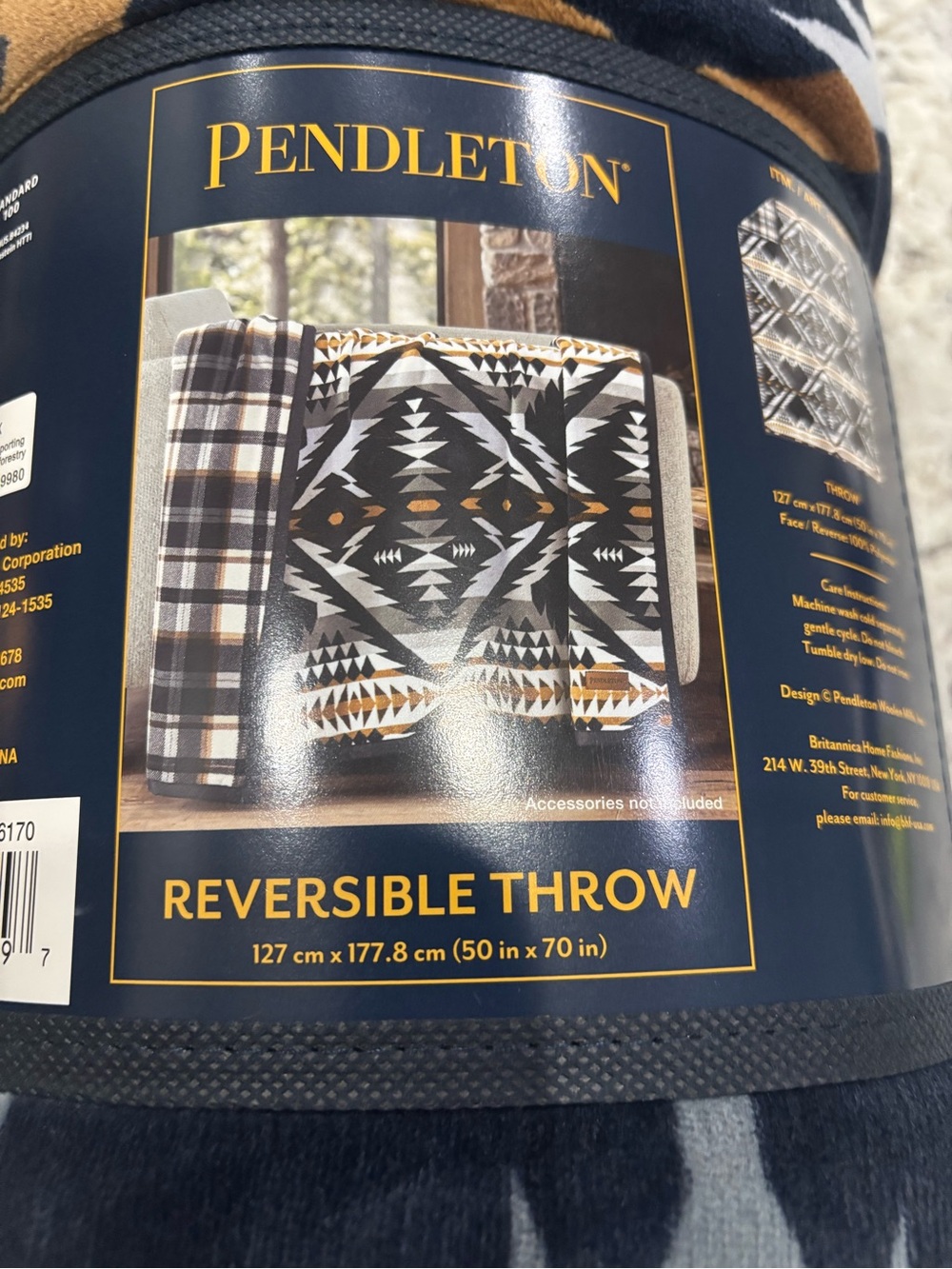 NWT Pendleton Reversible Plush Throw Blanket Opal Vista Geometric Plaid Rare
